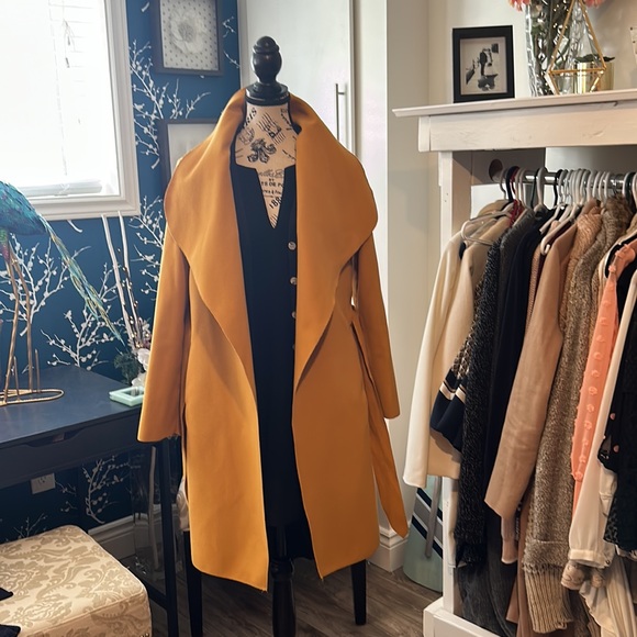 Stunning little black dress!! Size L - Picture 13 of 16